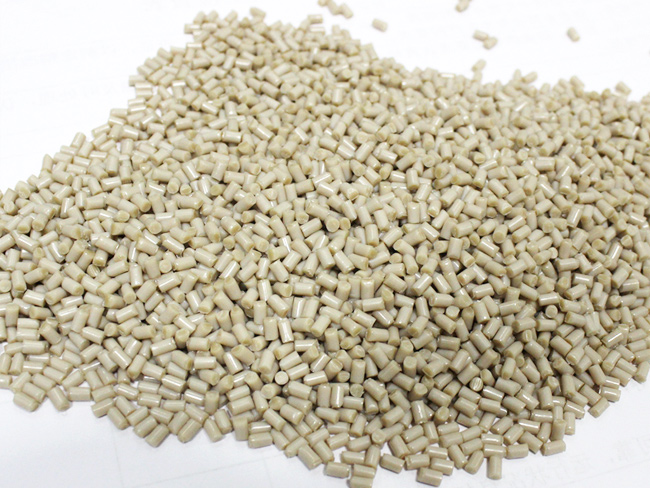 ​पीएआई: 260 डिग्री सेल्सियस पर प्लास्टिक प्रदर्शन का शिखर